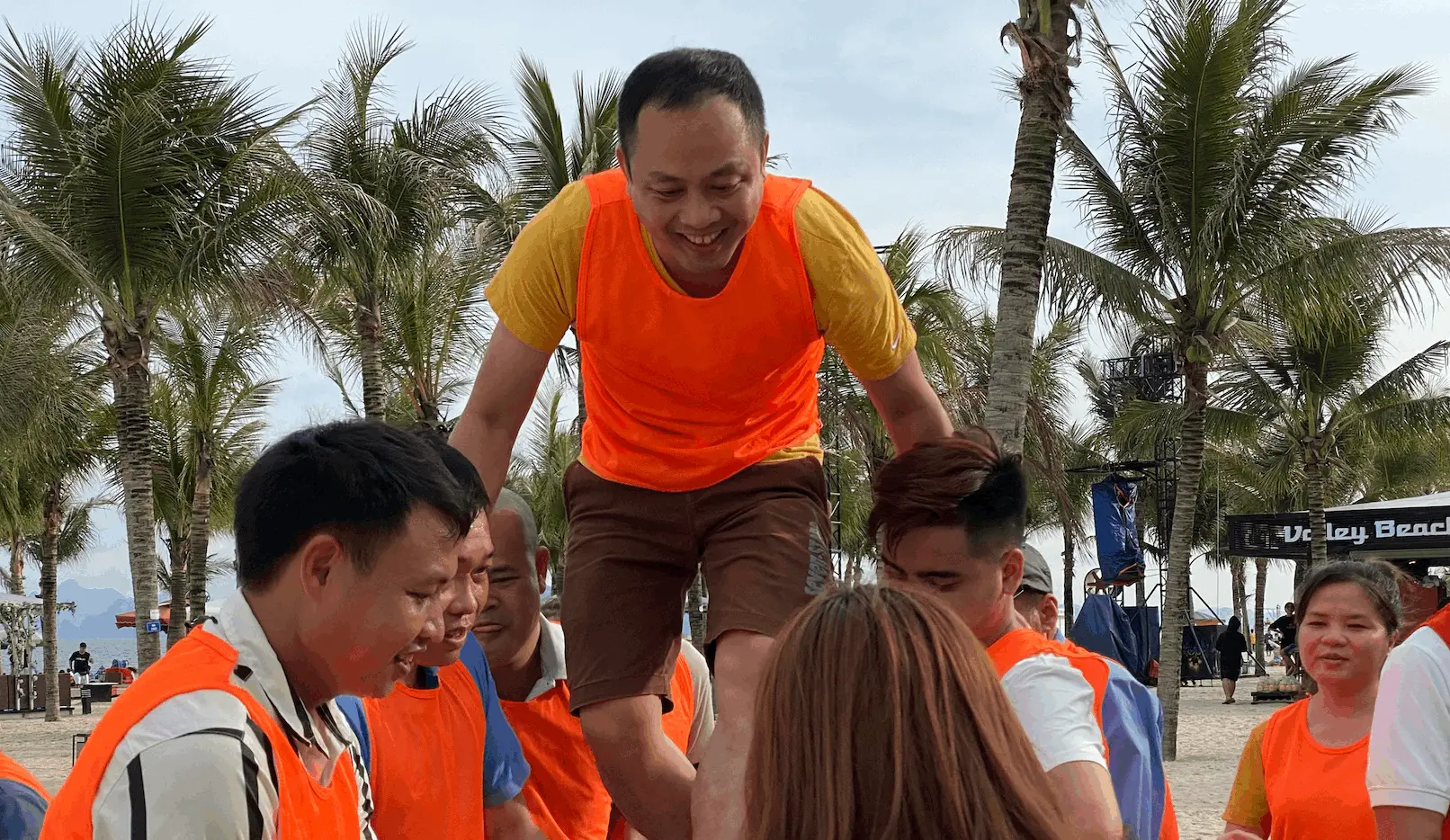 Hoạt động teambuilding